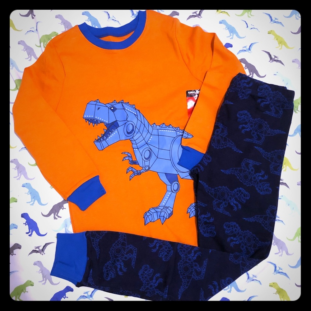 Pajama set by: Kirkland signature